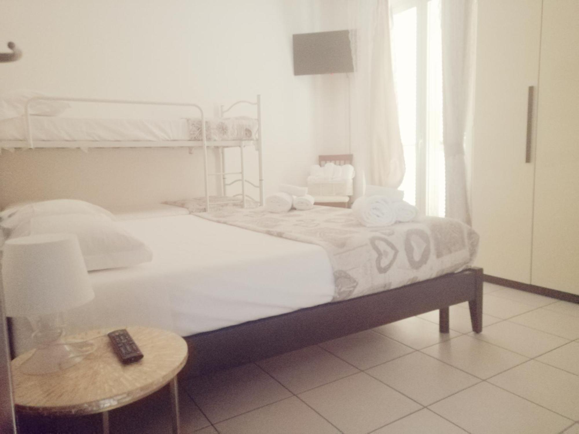 Albachiara Inn Residence Apartments أَميليا المظهر الخارجي الصورة